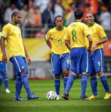 ronaldinho-foto-antiga