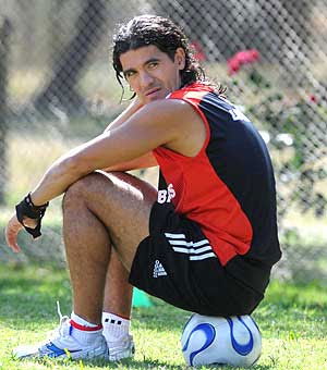 Ariel Ortega 12